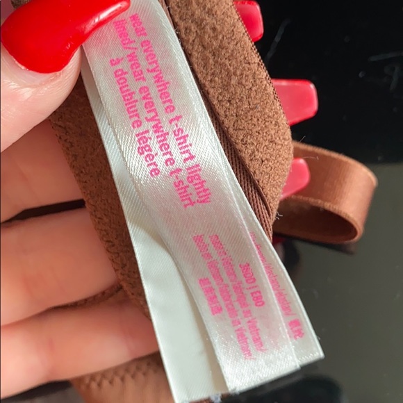 Pink bra - Picture 4 of 4